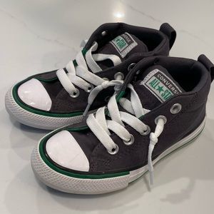 Kids High Top Converse Size 11